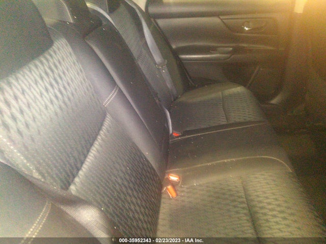 Nissan Altima 2016 1N4AL3AP5GC131335 Image 9