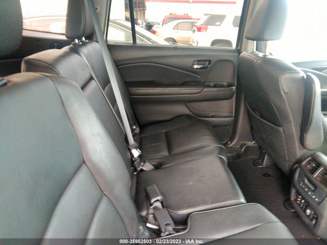 2017 Honda Pilot, VIN: 5FNYF5H99HB018897