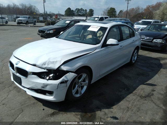 BMW 3 Series 320i 2014 WBA3B1G52ENS79148 Image 2