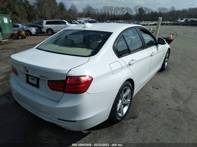 BMW 3 Series 320i 2014 WBA3B1G52ENS79148 Image 4