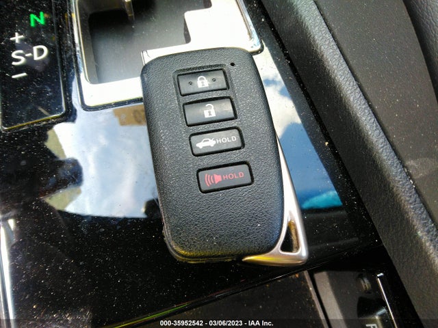 JTHBW1GG6E2055109 Lexus Es 300h Hybrid