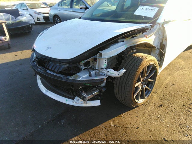 Tesla Model 3 Standard Range Plus 2021 5YJ3E1EA7MF940518 Image 8