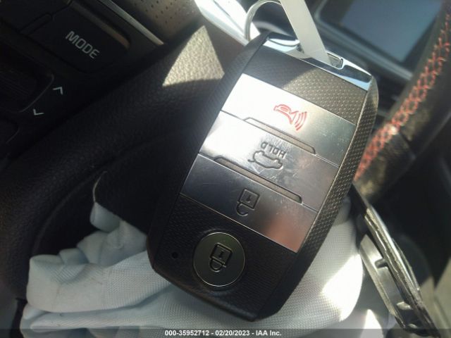 5XXGW4L21GG042963 KIA Optima Sx Turbo