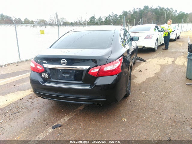 Nissan Altima 2.5 S 2016 1N4AL3AP0GC200898 Image 4