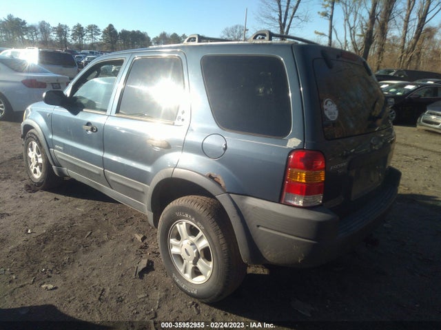 2001 FORD ESCAPE XLT VIN: 1FMCU04111KC58467