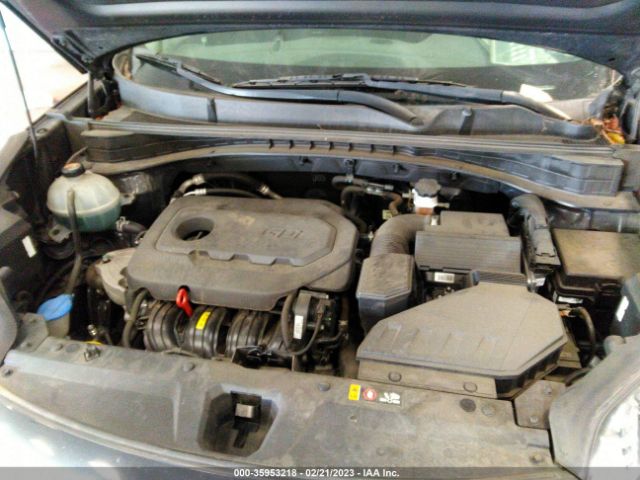 KNDPMCAC2J7329000 KIA Sportage Lx