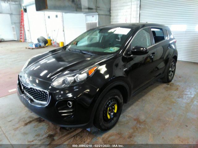KNDPMCAC2J7329000 KIA Sportage Lx
