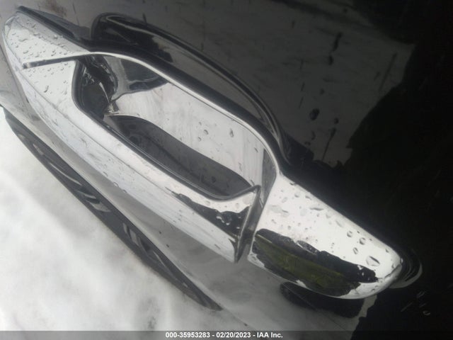 1GYUKBEFXAR246498 Cadillac Escalade Luxury