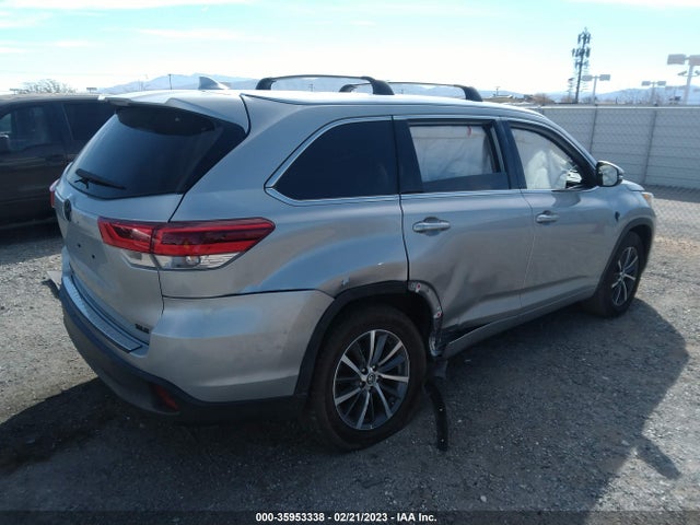 Toyota Highlander 2018 5TDKZRFH6JS267593 Image 5