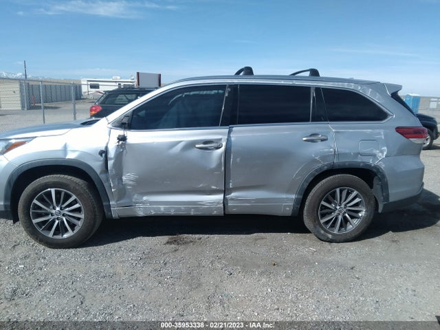Toyota Highlander 2018 5TDKZRFH6JS267593 Image 7
