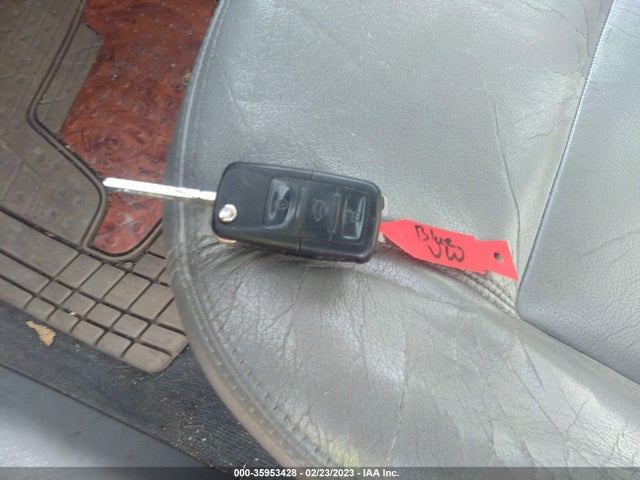 2002 VOLKSWAGEN PASSAT GLX VIN: WVWWH63BX2E166020