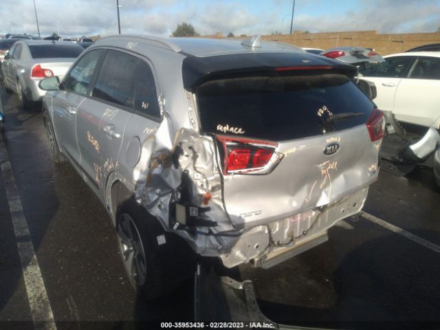 KNDCC3LC9J5156327 KIA NIRO EX