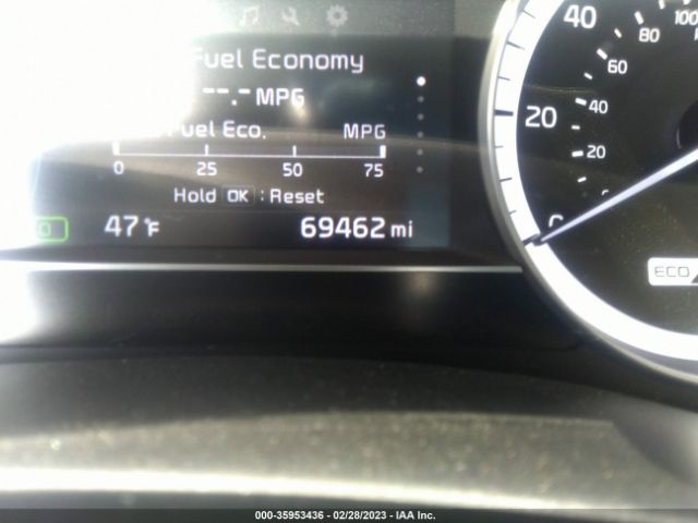 KNDCC3LC9J5156327 KIA NIRO EX