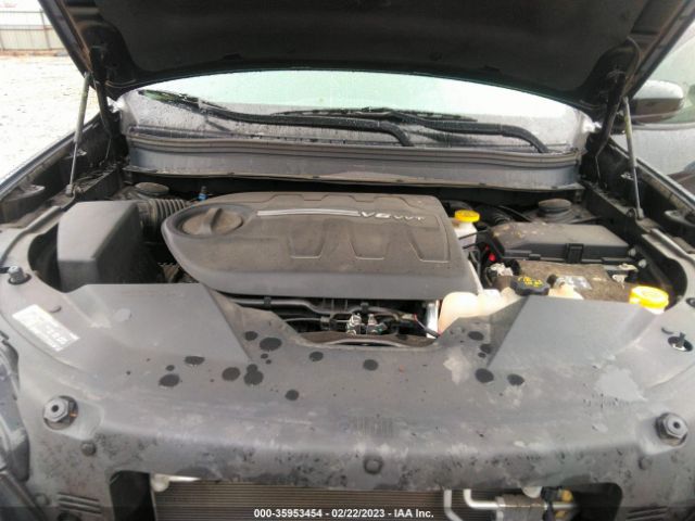 1C4PJMLX1KD330172 Jeep Cherokee Altitude