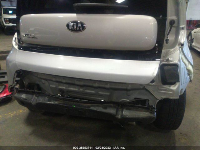 KNDJN2A28E7735681 KIA Soul Base