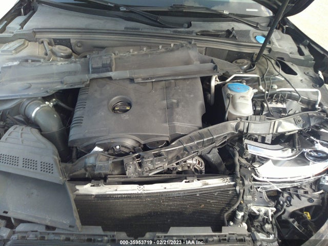 2016 Audi A4, VIN: WAUAFAFL3GA007116