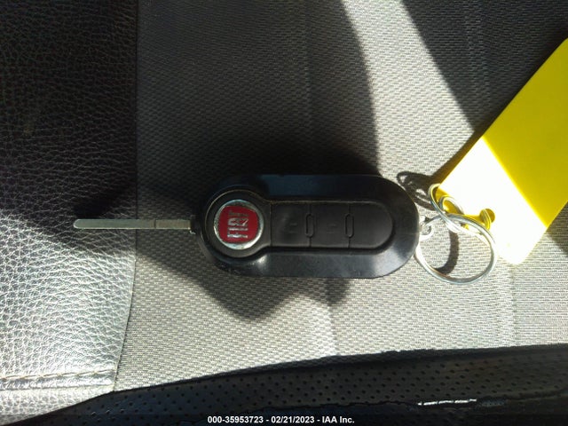 3C3CFFBR1CT352686 Fiat 500 SPORT