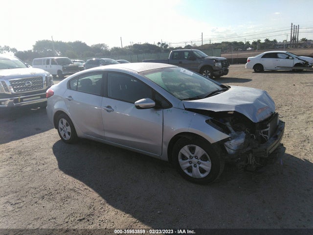 2015 Kia Forte, VIN: KNAFX4A63F5304609