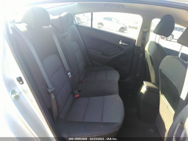 KNAFX4A63F5304609 KIA FORTE LX