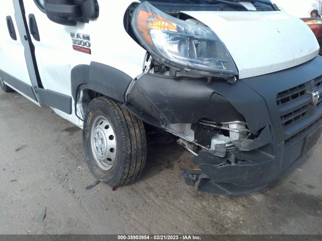 RAM Promaster Cargo Van 2018 3C6URVJG7JE141700 Image 7