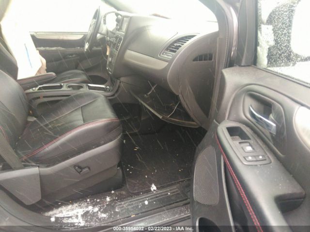 2C4RDGEG0JR241820 Dodge Grand Caravan Gt