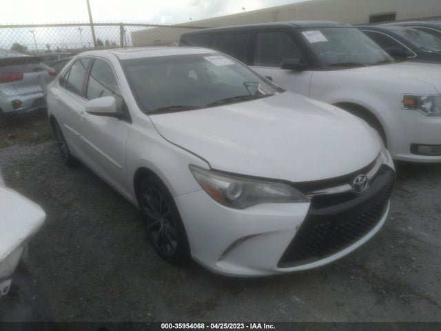 2016 4T1BF1FK5GU252038 main image