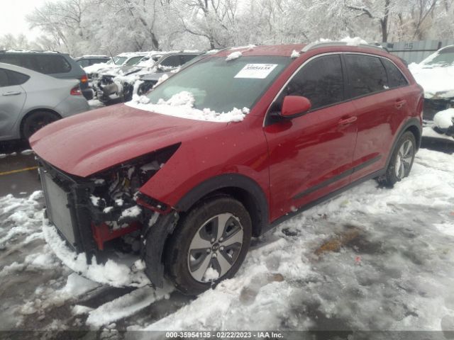 KNDCB3LC9H5096451 KIA NIRO LX