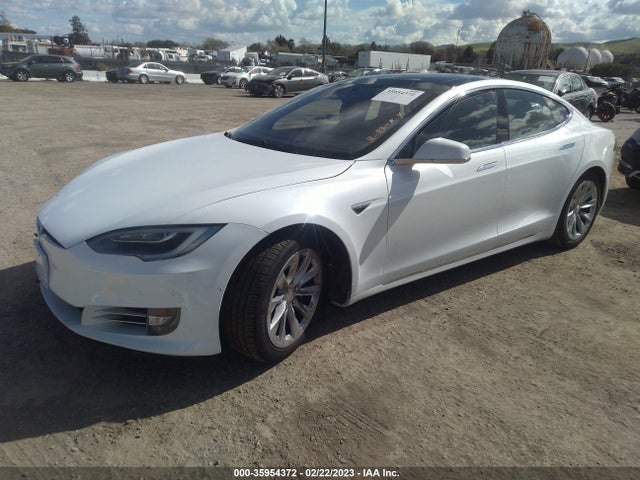 Tesla Model S 90d/70d/75d/60d/85d 2016 5YJSA1E2XGF160825 Image 2