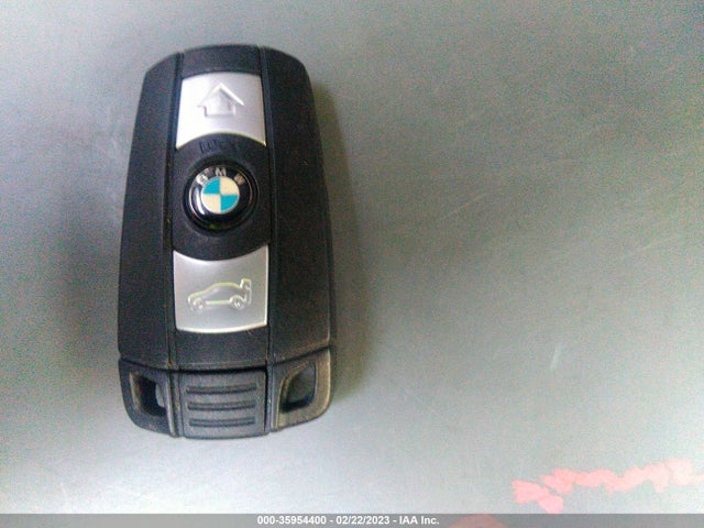 BMW 5 Series 528i 2008 WBANU53568C114056 Image 3