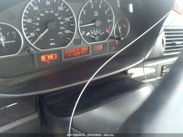 BMW 3 Series 330xi 2004 WBAEW53484PN34020 Image 8