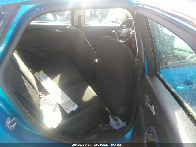 2016 Ford Focus, VIN: 1FADP3K2XGL337965