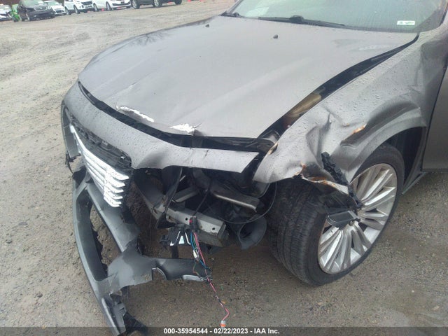 2011 CHRYSLER 300 LIMITED VIN: 2C3CA5CG7BH598655