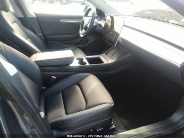 5YJ3E1EA8NF372801 Tesla MODEL 3