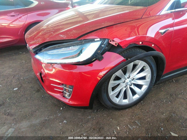 2016 Tesla Model X, VIN: 5YJXCBE28GF027261
