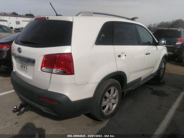 5XYKT4A63CG245447 KIA SORENTO LX