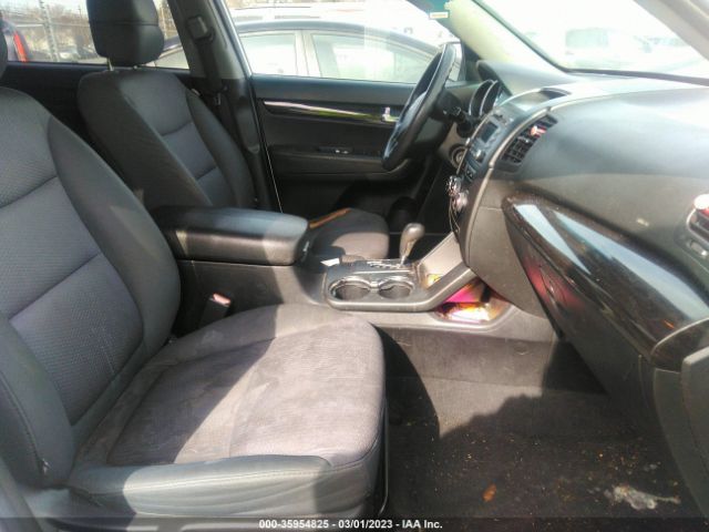 5XYKT4A63CG245447 KIA SORENTO LX