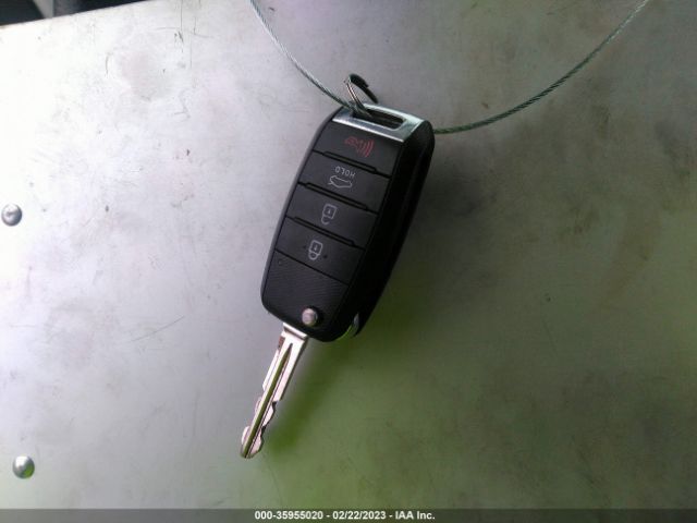 KNAFX4A62G5554750 KIA FORTE LX