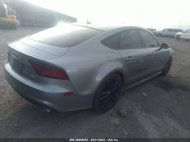 2016 Audi A7, VIN: WAUWMAFC7GN075200