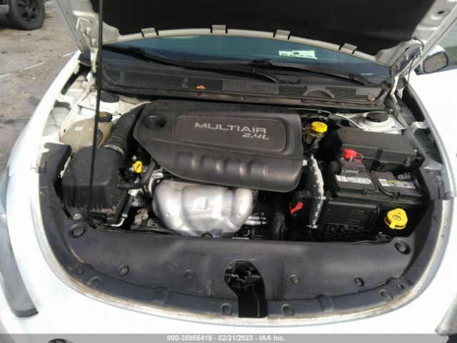 1C3CDFCB8GD531679 Dodge Dart Limited