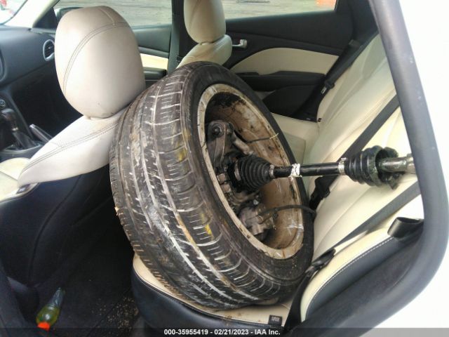 1C3CDFCB8GD531679 Dodge Dart Limited