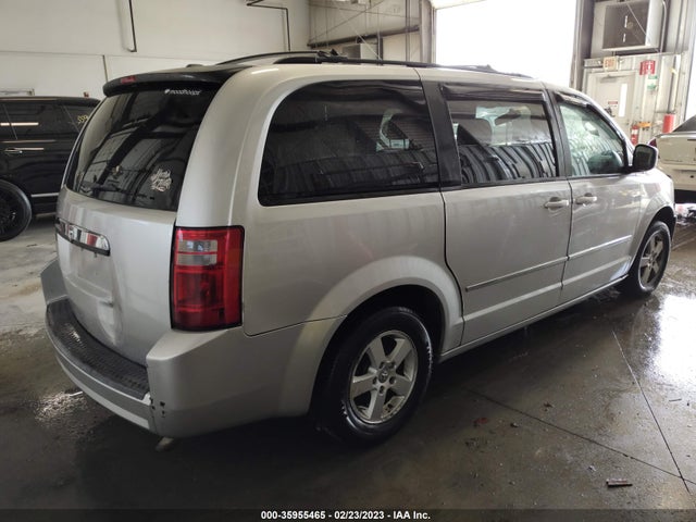 2010 DODGE GRAND CARAVAN SXT VIN: 2D4RN5D18AR165006