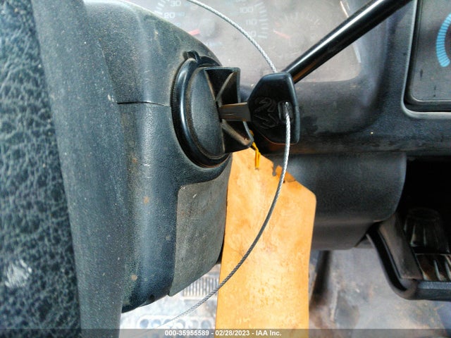 Dodge RAM 2500 2001 1B7KF23W71J588865 Image 3