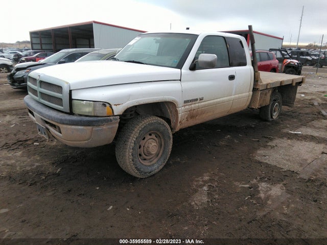Dodge RAM 2500 2001 1B7KF23W71J588865 Image 2