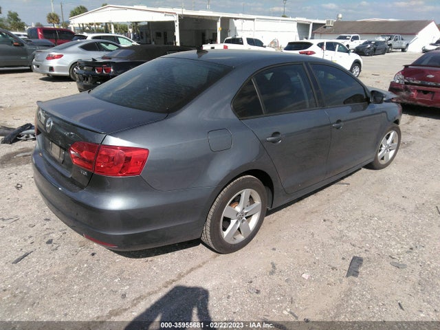 3VWLL7AJ3CM311134 Volkswagen Jetta Sedan Tdi