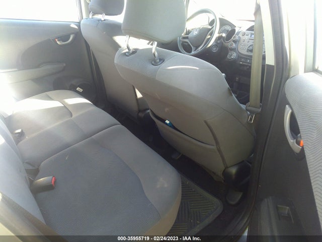 2010 HONDA FIT VIN: JHMGE8G27AC027555
