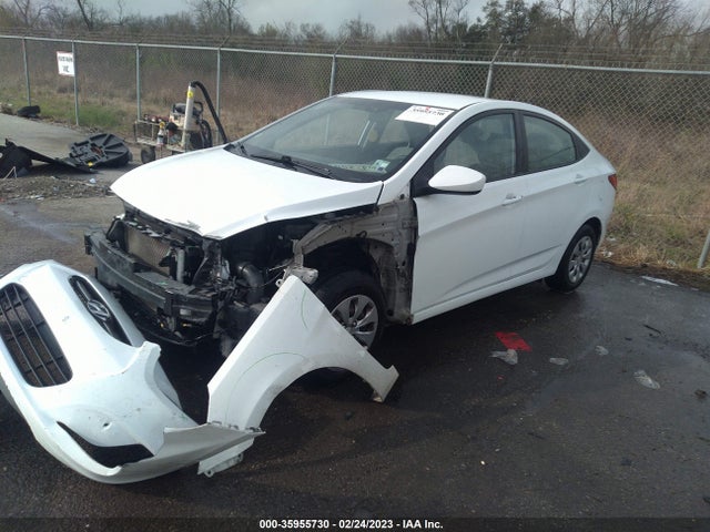Hyundai ACCENT SE 2017 KMHCT4AE3HU194450 Image 2