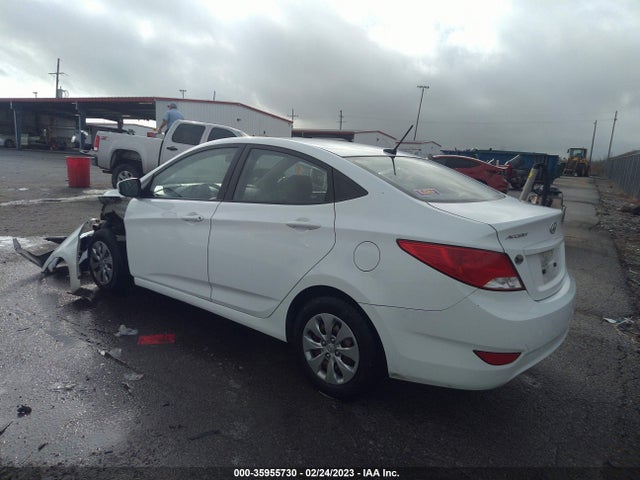 Hyundai ACCENT SE 2017 KMHCT4AE3HU194450 Image 3