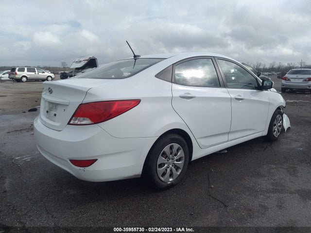 Hyundai ACCENT SE 2017 KMHCT4AE3HU194450 Image 4