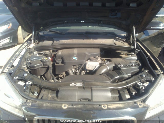 BMW X1 Sdrive28i 2015 WBAVM1C50FV318541 Image 10