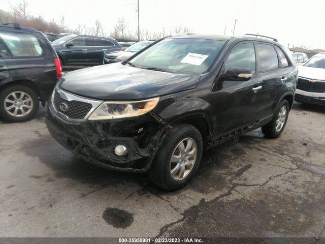 KIA SORENTO LX 2013 5XYKT3A66DG421600 Image 2
